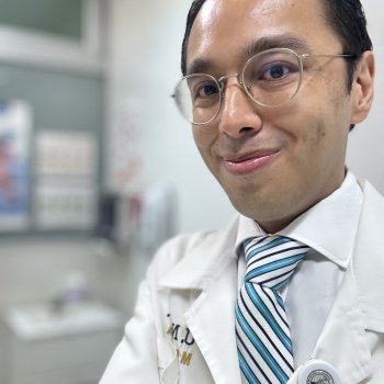 Dr. Elias San Vicente Parada