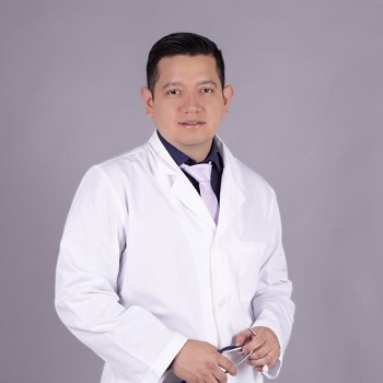 Dr. Héctor Gomez