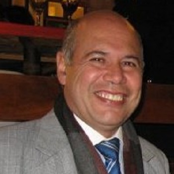 Dr. Eduardo Vesco