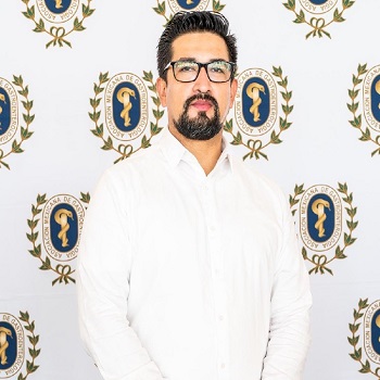 Dr. Eumir Juárez